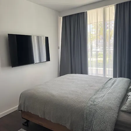 Grand Sapphire Casino 1 Bdr Be *